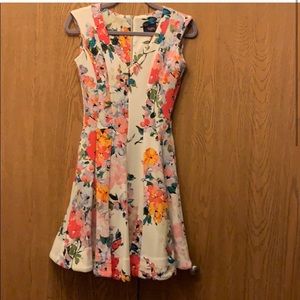 Just Taylor white floral skater dress